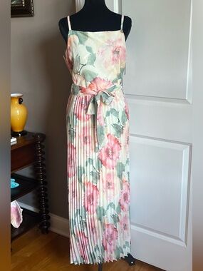 Floral Pleated Maxi Dress with Tie Waist - Pink & Green